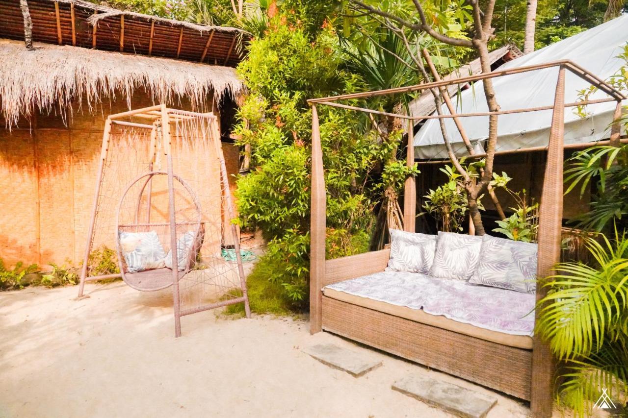 La Cocoteraie Ecolodge - Luxury Glamping Tents Джили Трауанган Екстериор снимка