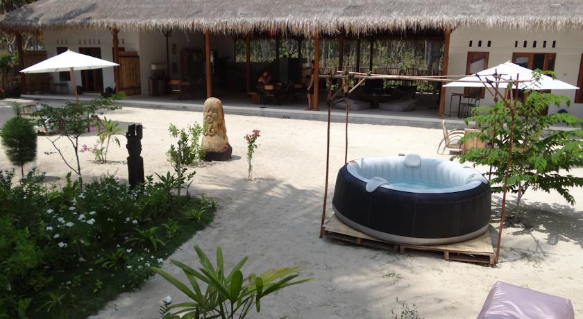 La Cocoteraie Ecolodge - Luxury Glamping Tents Джили Трауанган Екстериор снимка